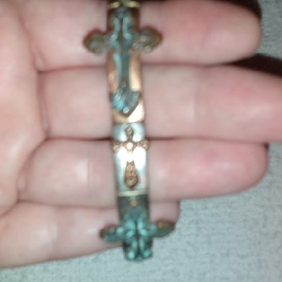 Tri colored bracket - Picture 5 of 6